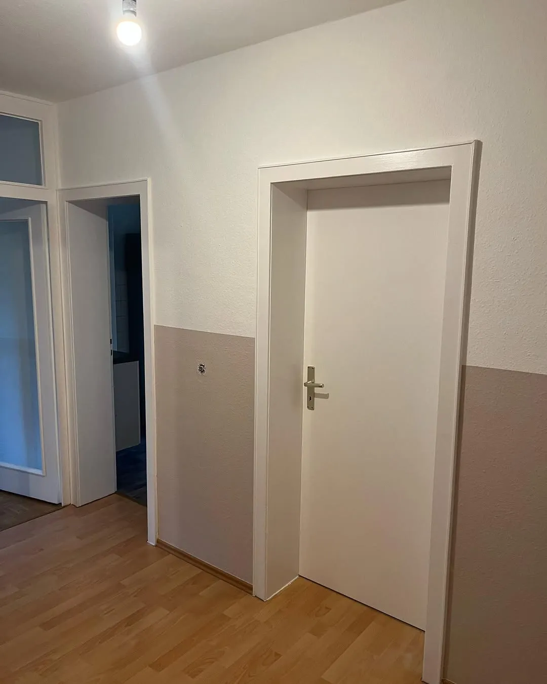 Gemütlicher Flur dank Renovierung - Bild 1